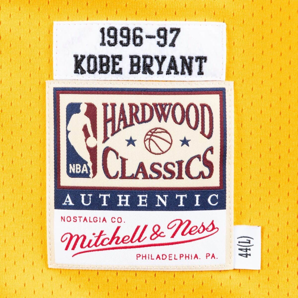 Mitchell & Ness NBA Authentic Jersey 'Los Angeles Lakers - Kobe Bryant 1996-97' AJY4GS18092-LALPURP96KBR US XL