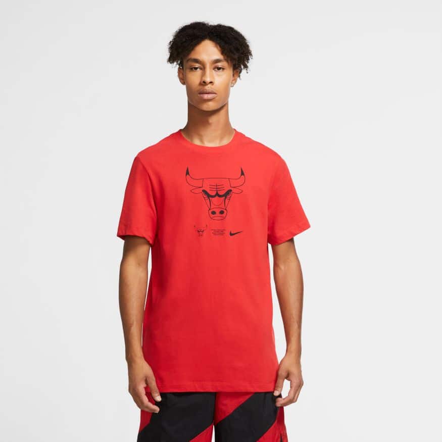 Chicago Bulls Nike T-shirt 🏀♥️ Size: M/S Sold✓
