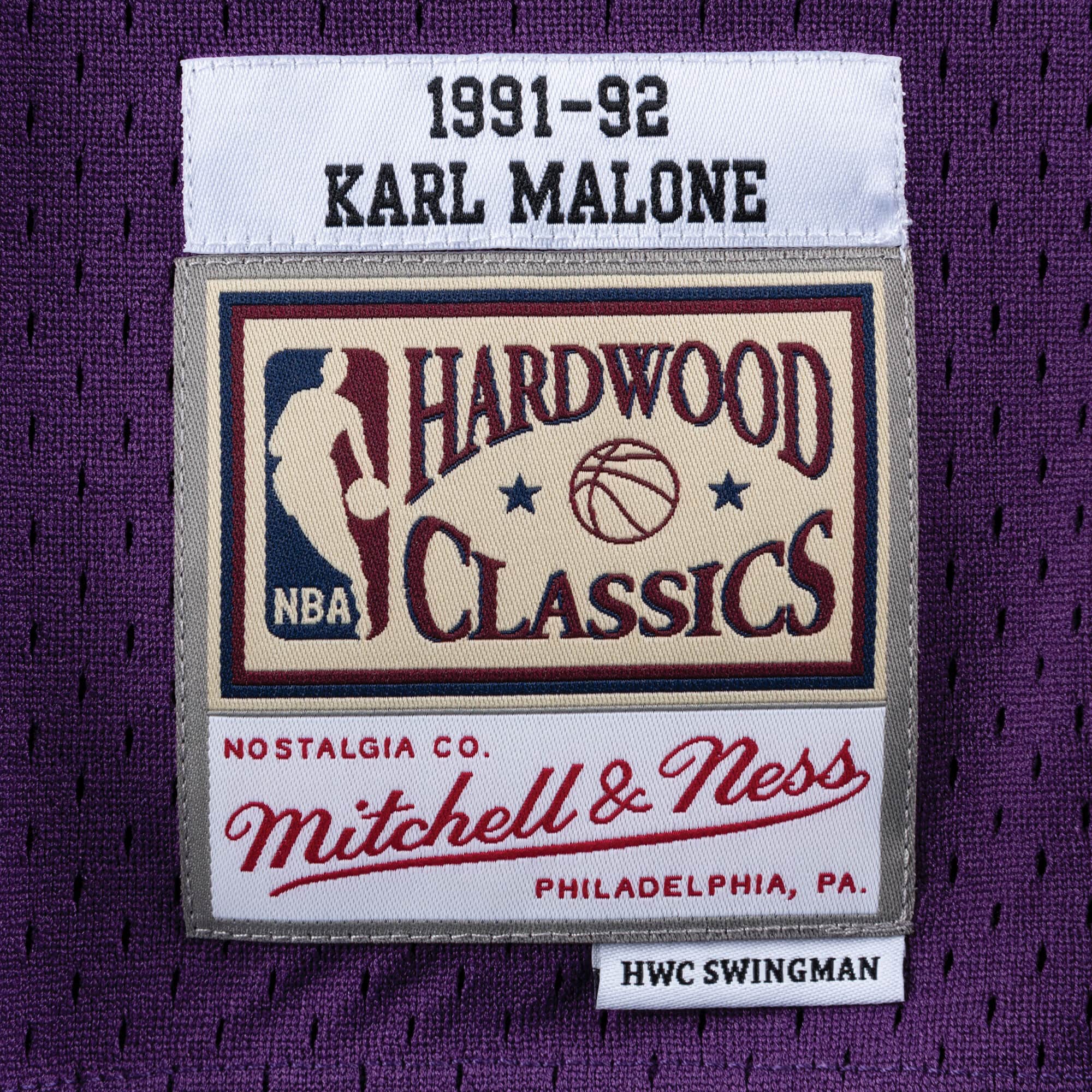 Mitchell & Ness Swingman Utah Jazz Road 1991-92 Karl Malone Jersey, Purple